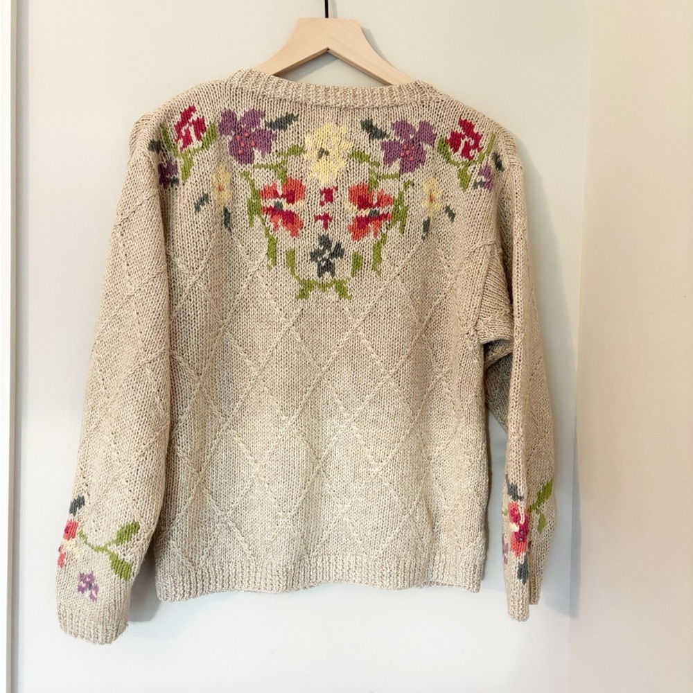 L.L. Bean Vintage Floral Cardigan Sweater - Picture 4 of 13